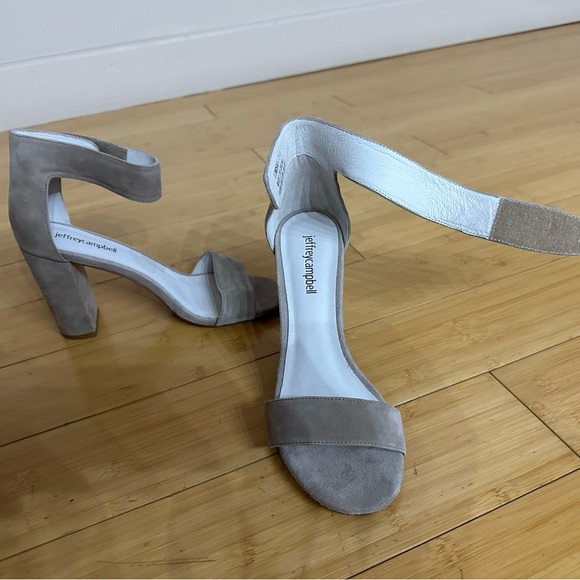 Sandals by “Jeffrey Campbell” size 7.5 new - Picture 4 of 10